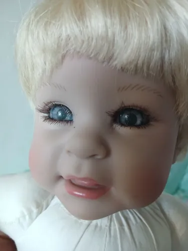 Boneca Adora Doll