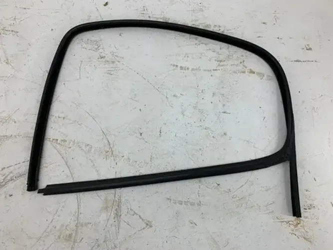 Borracha Guarnição Porta Traseira Esquerda Peugeot 206 2006