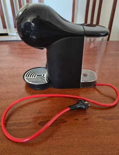 Vendo cafeteira Dulce Gusto