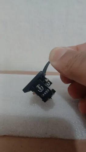 Headshell Com Cápsula e Agulha Grado Black.