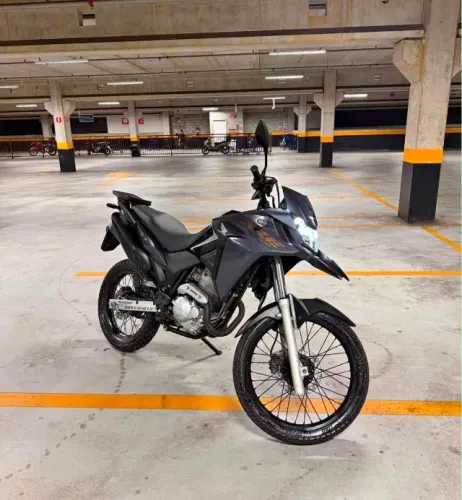 Honda XRE 300 2023
