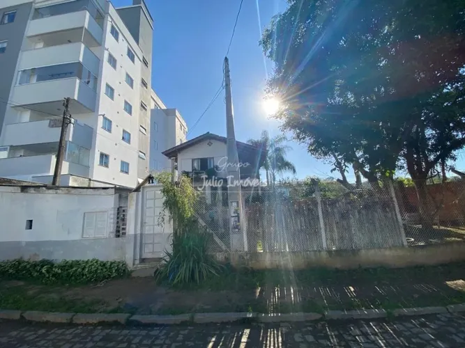 Casa de 3 dormitórios para venda no São Luiz