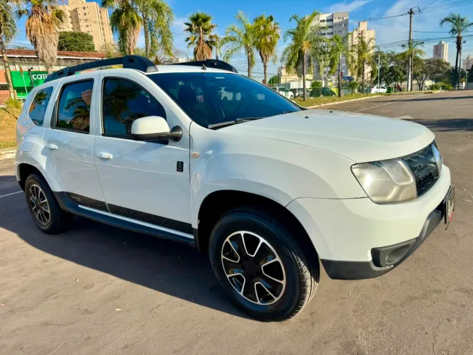 Renault Duster Dakar 4X4 2.0 Hi-flex 16V Mec. 2016