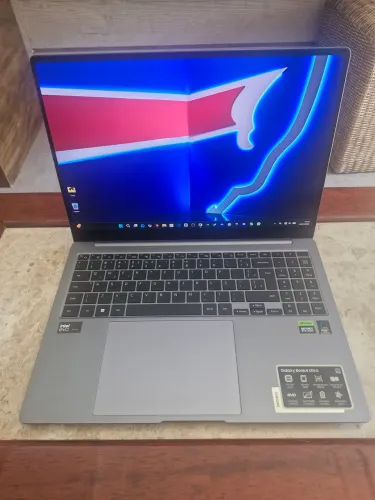 Galaxy Book4 Ultra -- Ultra 9, RTX 4070, 32GB, AMOLED 3K -- Com NF 