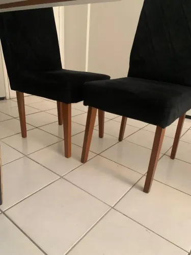 Mesa de jantar retangular