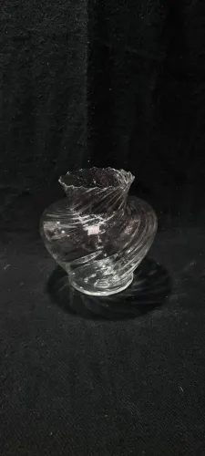 Vaso de Vidro Torcido