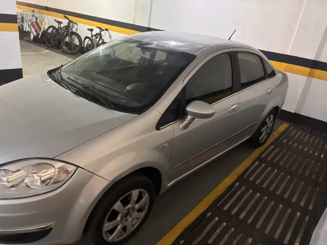 Fiat Linea Absolute 1.9/1.8 Flex Dualogic 4P 2015