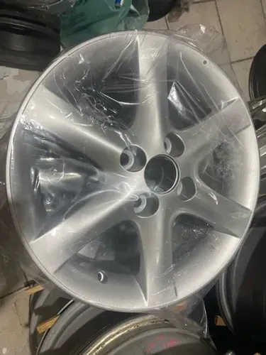 Roda Toyota Corolla aro 15 4furos original unidade valor mínimo consulte o jogo