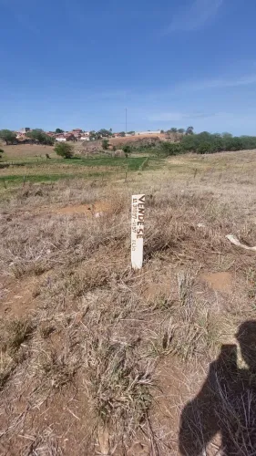 Vende -se um lote em rui Barbosa BA.