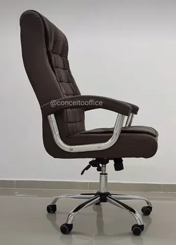 Cadeira Presidente Luxo giratória. Promoção!!