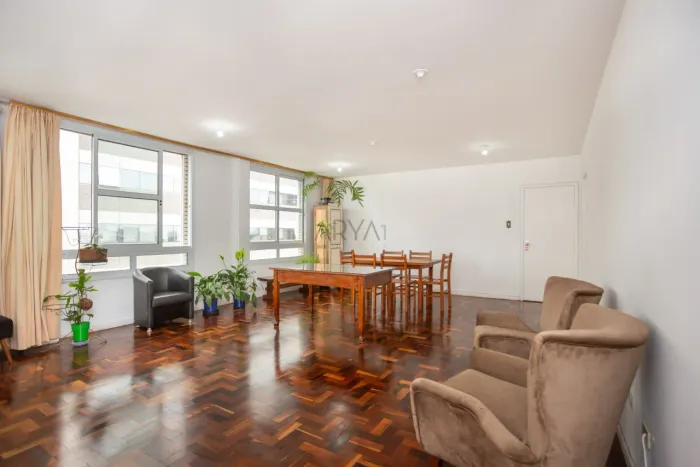 Apartamento à venda no Centro ARYA1