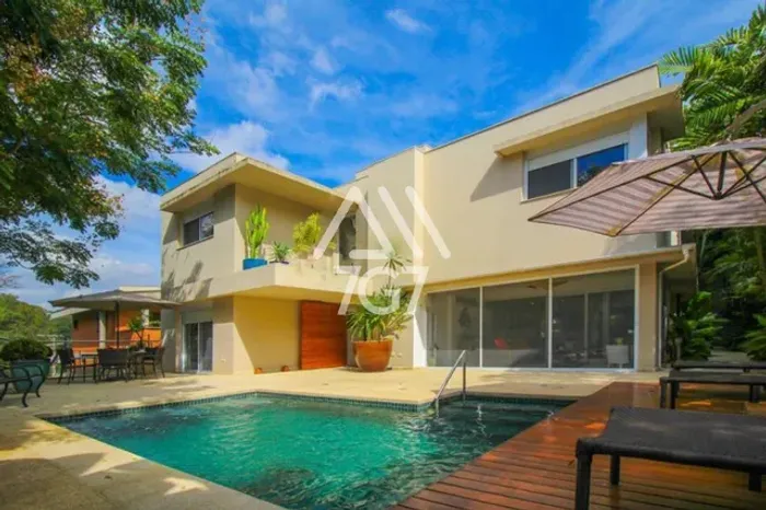CASA EM CONDOMÍNIO À VENDA NO PANAMBY