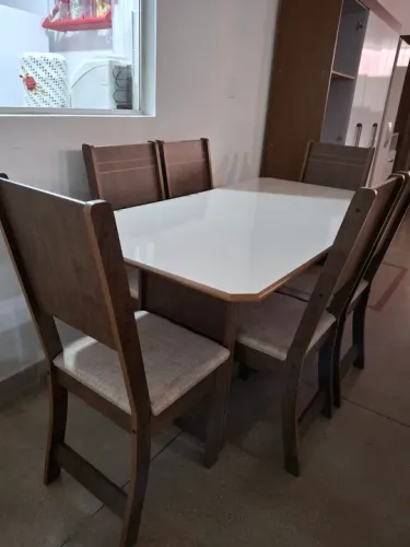 Jogo de Mesa de Jantar 6 Cadeiras - Madeira Maciça