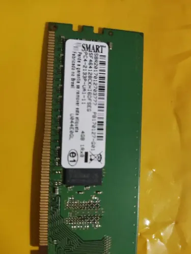 Memória desktop 4gb ddr4 (und)