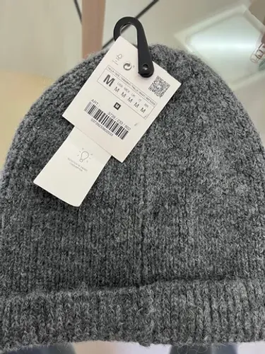 Vendo gorro de lá ZARA