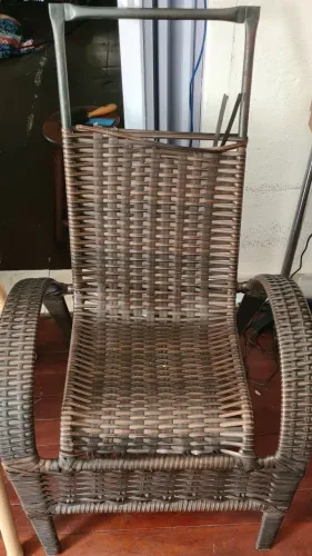 3 Cadeiras por R$ 150,00 