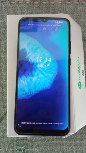 Celular moto G8 plus 64 Gigas Acompanha Carregador capinha e película 3D