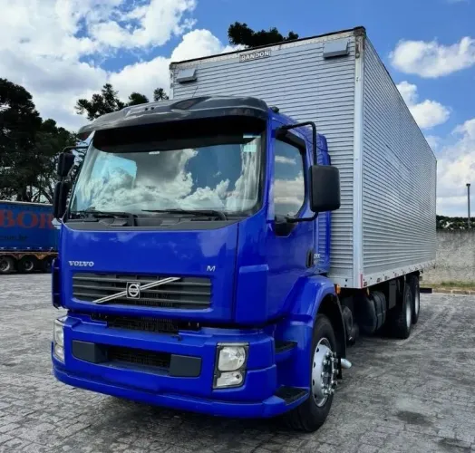 (Transferência de dívida urgente )Volvo VM 260 baú