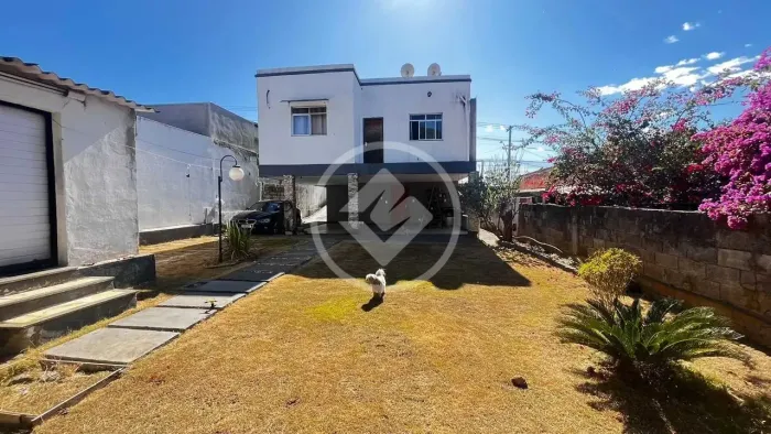 Casa 3 Quartos no bairro Célvia em Vespasiano MG / MY BROKER codigo: 119194