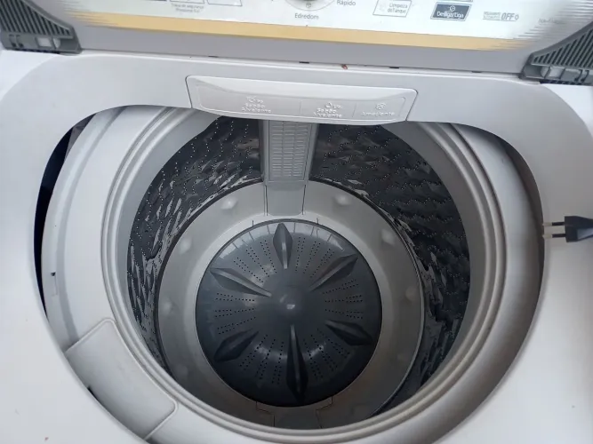 Vendo máquina de lavar roupa Panasonic