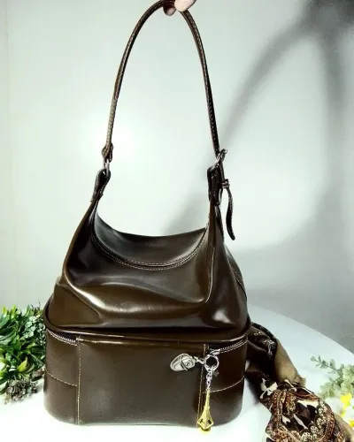 Frasqueira Primícia Anos 60 tom Verde Oliva Escuro 