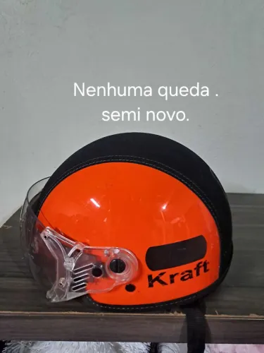 Capacete kraft histórico Moto Bike elétrica. 