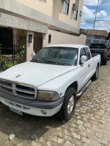 Dodge Dakota Sport 3.9 manual cabine estendida