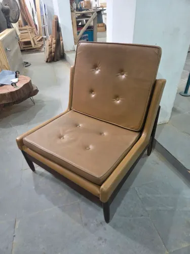 Poltrona Design Anos 60 Jacaranda Móveis Cantu<br>