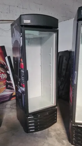 Freezer Cervejeira Jack Daniel's 110v,motor novo,Temos Garantia de 7 e 1 ano a sua escolha