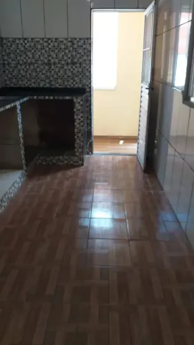 @CASA NO 40 HORAS Imóvel para aluguel com 200 metros quadrados com 3 quartos