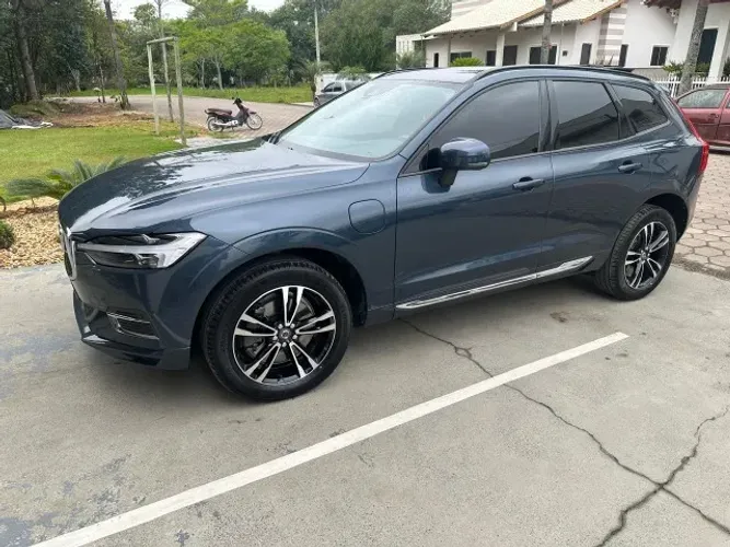 Volvo XC-60 XC 60 T-8 Híbrido Momentum 2.0 5P 2021