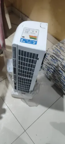Ar condicionado, só a unidade interna, em ótimas condições.