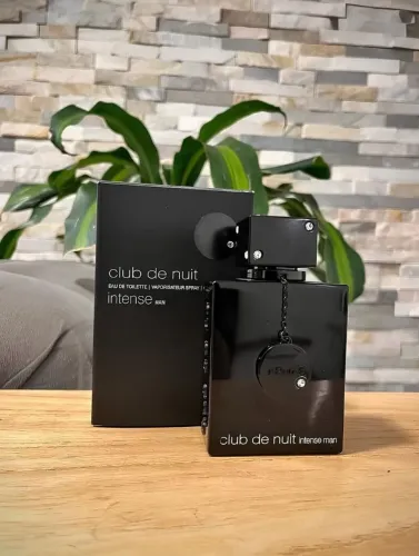 PERFUME ÁRABE CLUB DE NUIT ITENSE