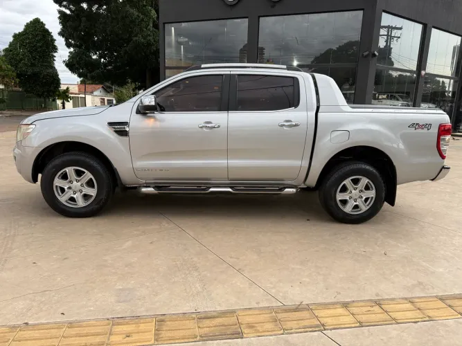 Ford Ranger Limited 2013 4x4 / Top de linha / Particular 