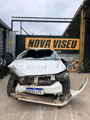 Sucata Argo 1.0 2021 branco Peças Disponíeveis