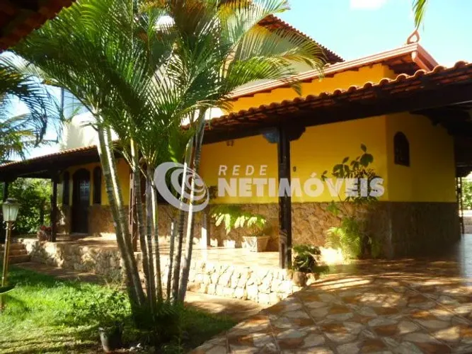 Chácara à Venda no Condomínio Canto da Siriema Jaboticatubas/MG | Segurança, Conforto e N
