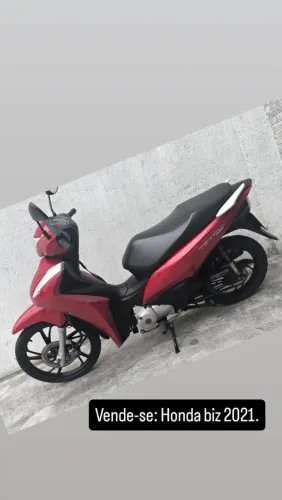 HONDA BIZ VERMELHA LINDA