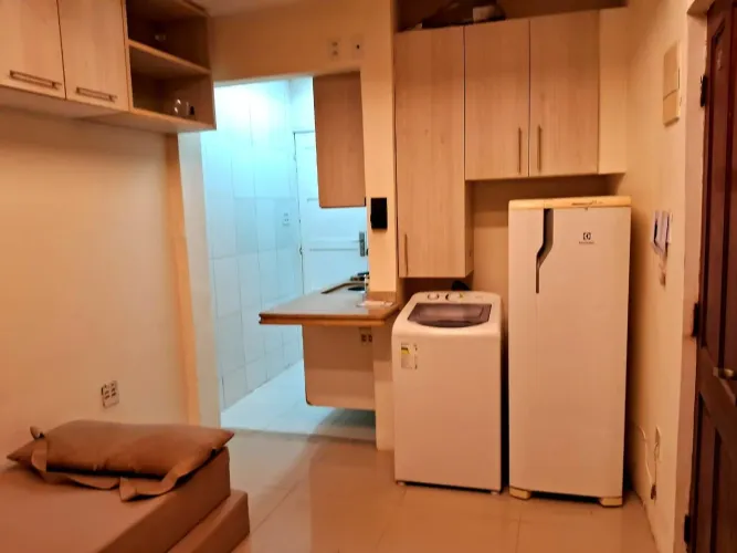 Vendo lindo conjugado entre o metrô do lgo do machado e praça São salvador 