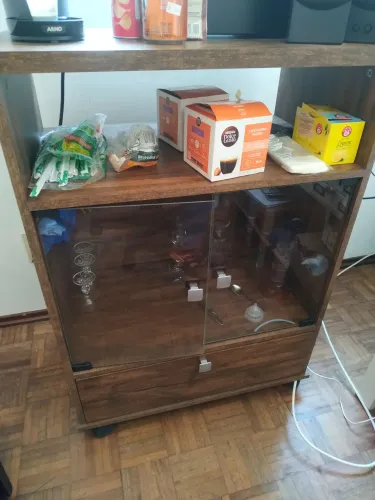 Balcão baixo cristaleira 