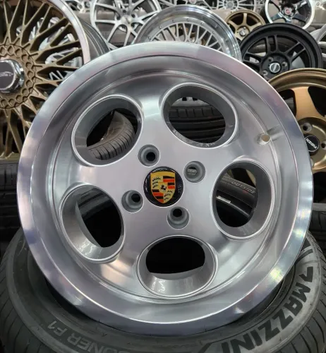Jogo de rodas Porshe Le Mans aro 15 4x100