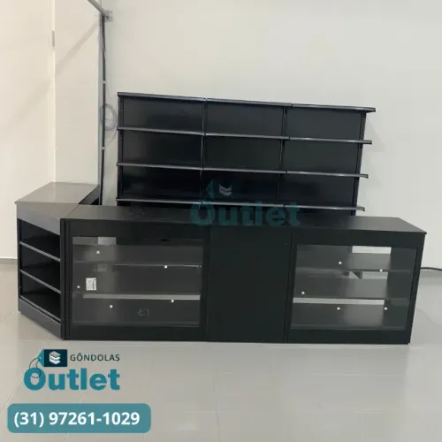 Balcão de aço preto - vitrine e atendimento