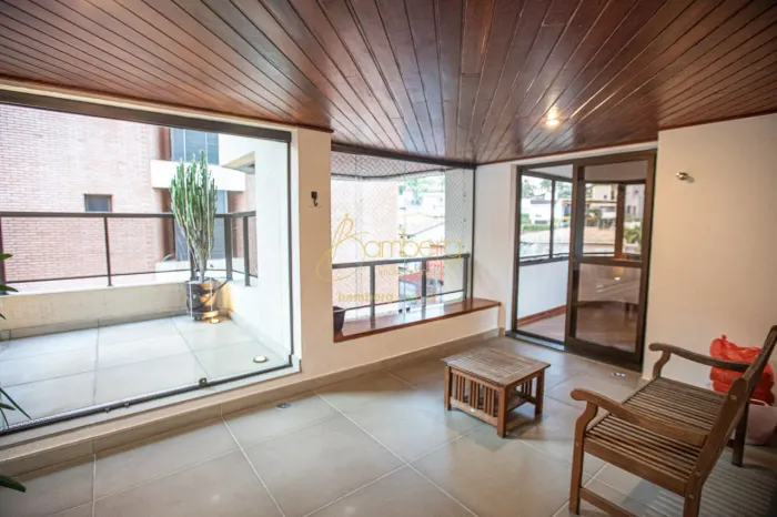 Panamby no condomínio Vitória Régia, oportunidade apto 4 dormitórios 260 m² .