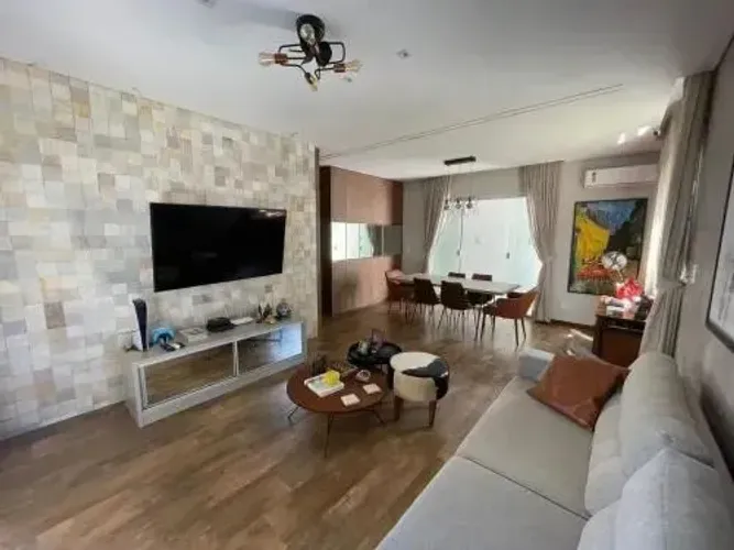 Casa a Venda em Cidade Alta / AK12
