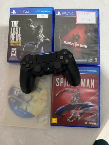 Vendo ps4 500gb todo conservado com garantia 