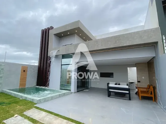 Casa com piscina e 3 quartos à venda em Petrolina-PE
