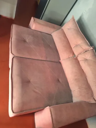 Vende se sofá 2 lugares q se estende