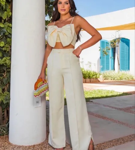 Conjunto de Alfaitaria Top de Laço e Calça com Bolso