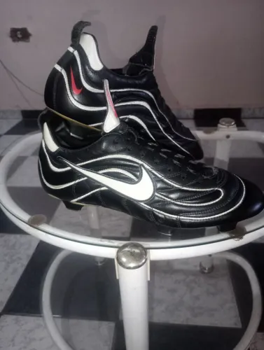 Chuteira Nike mercurial Vapor 1