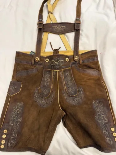 Roupa típica alemã 