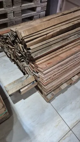 Ripas de pallets madeira resistente,medidas 1mt é 1.20mt, entregamos. 